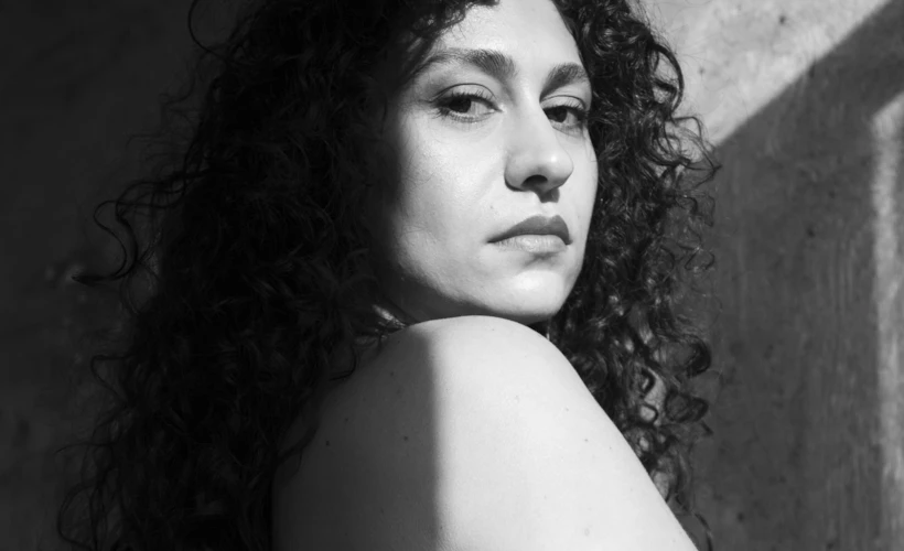 Elif Sanchez ile: Aşkın Evreleri ve Müziği Üzerine