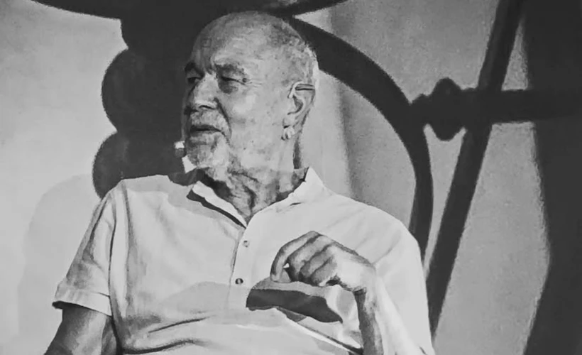 Gündüz Vassaf ile: “Yaşamın Kendisi Bir Işık” Diyebilmek Üzerine