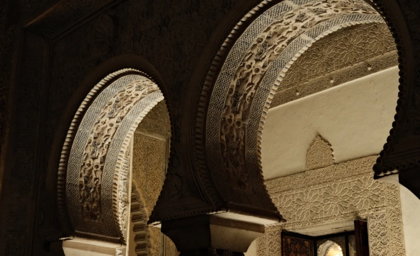 Sevilla: Güneşin ve Gölgenin Şehri