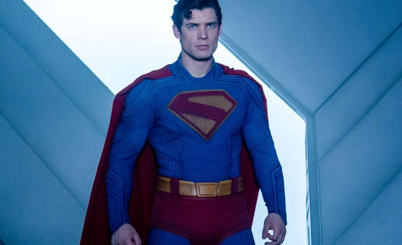 Superman: Yeni Bir Evrenin Temel Atma Töreni