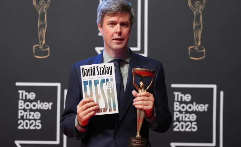 2025 Booker Ödülü’nün Kazanı: David Szalayi Flesh