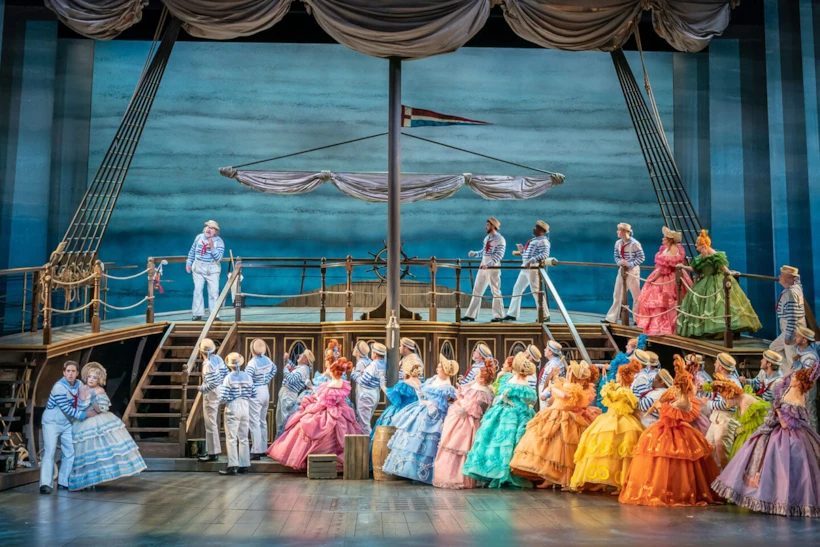 eno-hms-pinafore-2021-ensemble-marc-brenner-37-1440x960