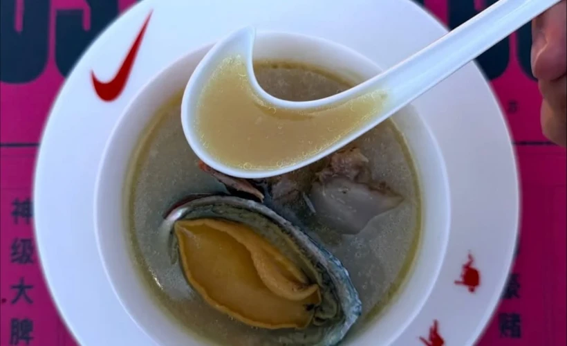 Nike Soup Shop: Guangzhou’da Pop Up Çorbacı