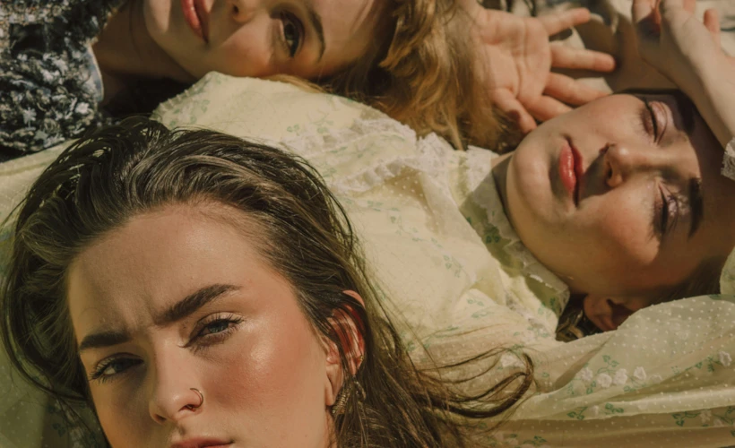 Beauty Burnout: Aşırı Bilgi Yorgunluğu ve Güzellikte Sadeleşme İhtiyacı