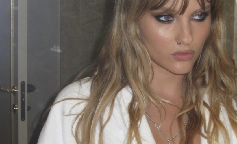 "Messy Girl" Estetiği: Instagram Face Döneminin Antidote'u Olabilir mi?