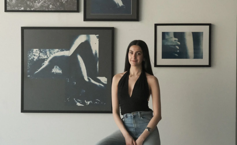 Esra Mengülerek ile: Fotoğraf ve Mekânların Aralıklarında İz Sürmek Üzerine