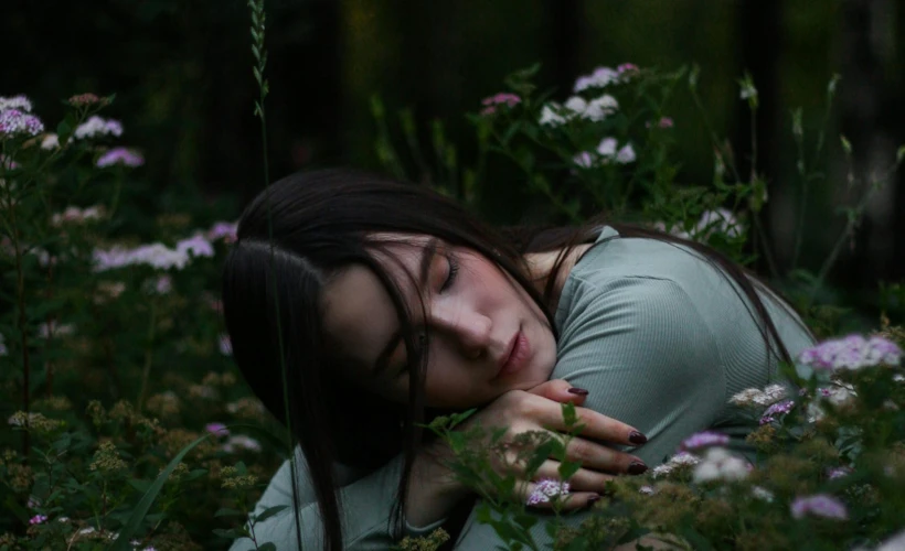 Zihnin İçinde Yaşamak: Maladaptive Daydreaming Nedir?