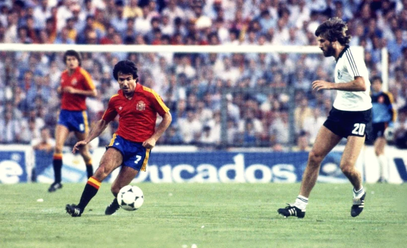 Dünya Kupası: Bir Futbol Operasından Sahneler