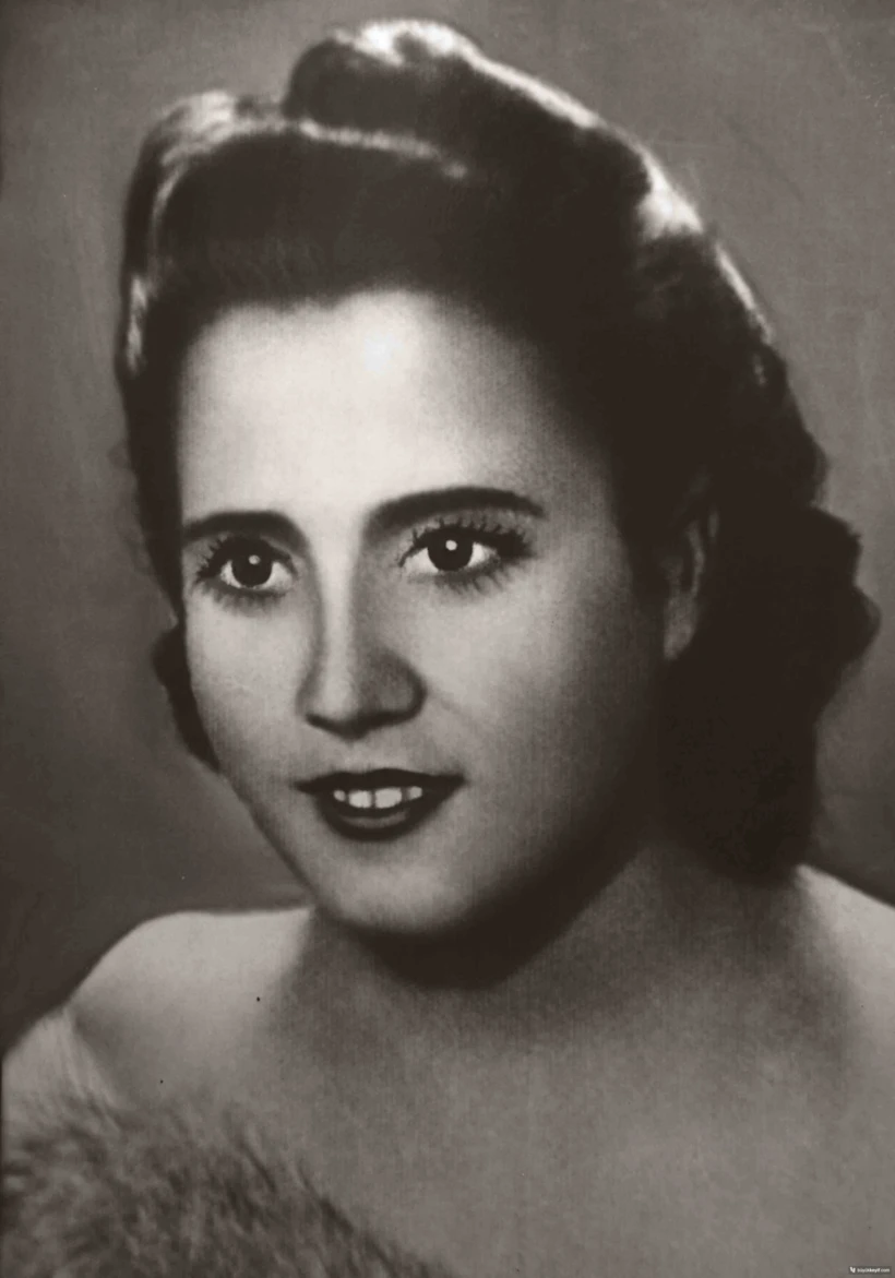 madam-despina-4